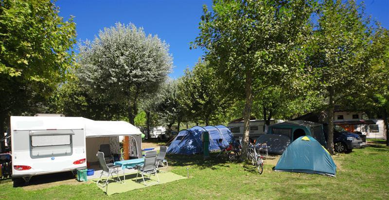 Camping Village Isolino Verbania Ngoại thất bức ảnh