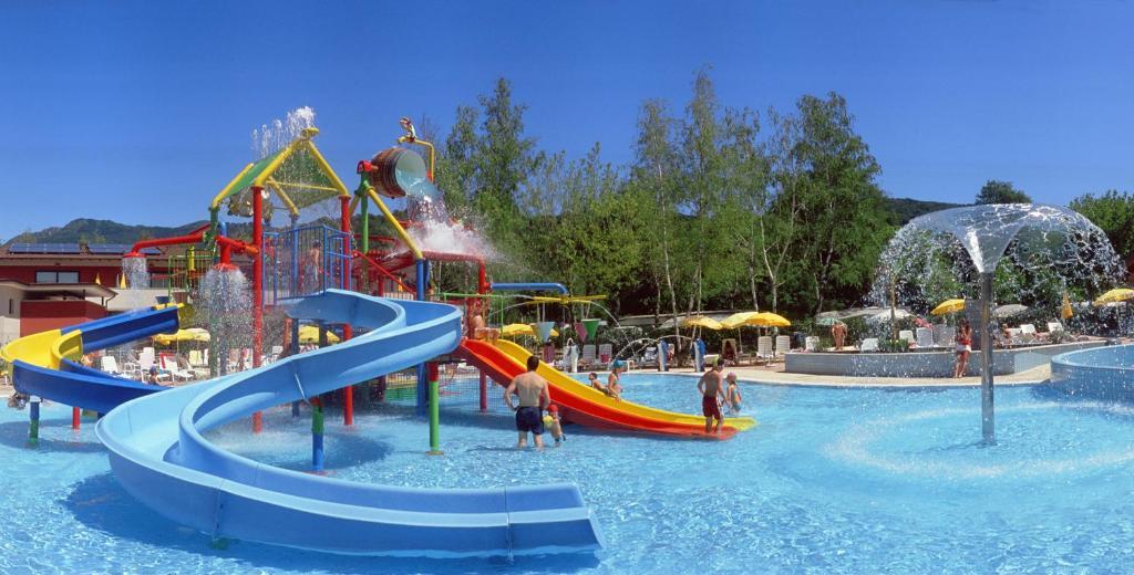 Camping Village Isolino Verbania Ngoại thất bức ảnh